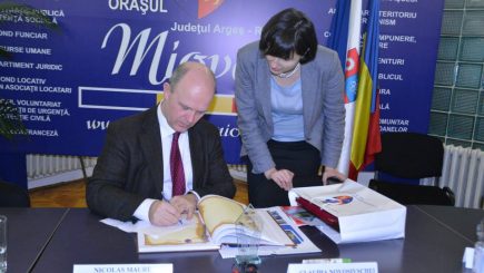 Nicolas Maure, directorul general al Automobile Dacia, desemnat cetățean de onoare al Mioveniului