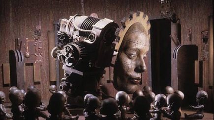 Studiul care ne dă fiori. Câte persoane rămân fără job din cauza unui singur robot industrial
