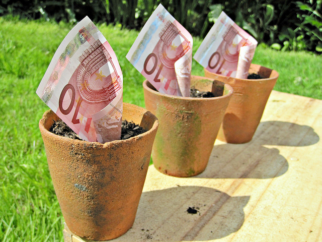 4 scenarii pentru evoluţia zonei Euro în 2012