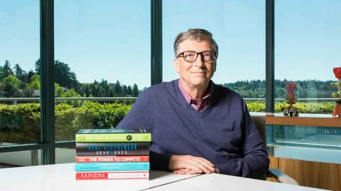 Bill Gates citește 50 de cărți pe an, dar aceasta e favorita lui