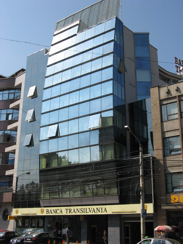 Banca Transilvania a investit peste 100.000 de euro in siguranta si sanatatea angajatilor