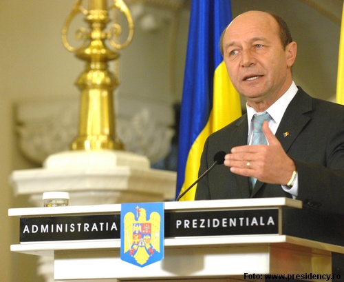 Traian Basescu, salariu net de 6.702 lei