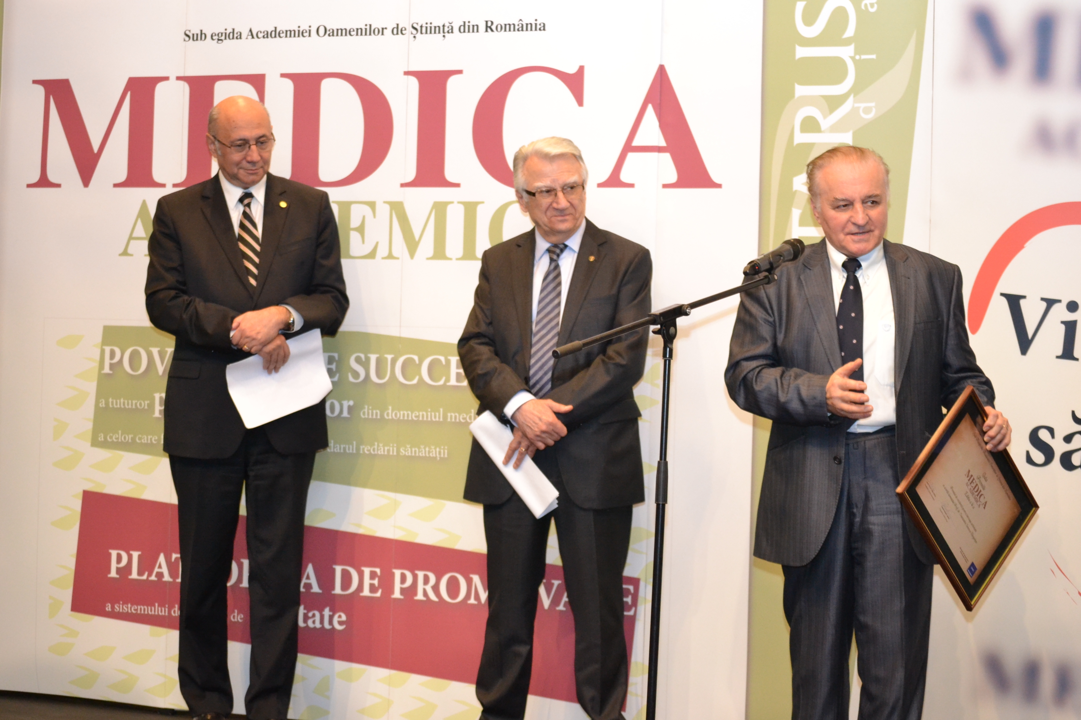 Prof. dr. Vladimir Beliş şi Prof. dr. Constantin Ionescu Târgovişte premiaţi pentru întreaga activitate