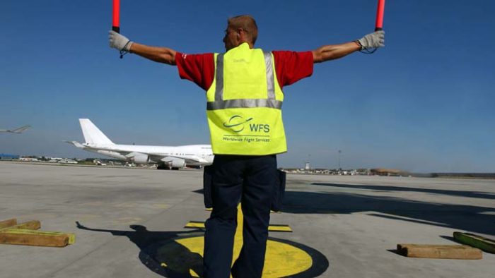 „Conflict de muncă” pe aeroporturile din Paris: Zeci de agenți au rămas fără legitimații