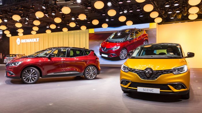 Peste 500 de joburi disponibile în cadrul Grupului Renault