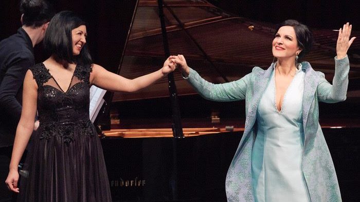 Angela Gheorghiu și Alexandra Dariescu – recital de excepție pe scena Operei din Viena