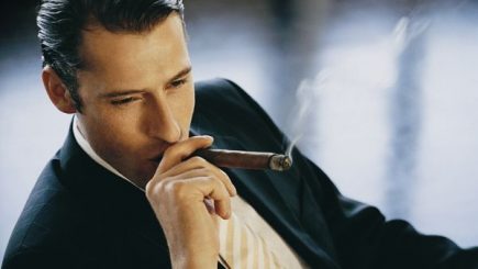 De ce sunt aroganţi şeful tău, Adrian Năstase şi artistul pe care îl admiri cel mai mult?