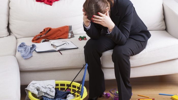 Mamă, soţie, femeie de carieră - cum lupţi cu burnout-ul?