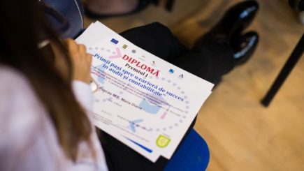Premii de 36.000 lei pentru liceenii bucureșteni