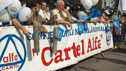 Miting la Parlament. Sindicatele merg cu sacul la pomul lăudat