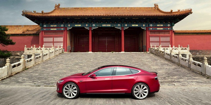 Tesla face angajări la fabrica din Shanghai