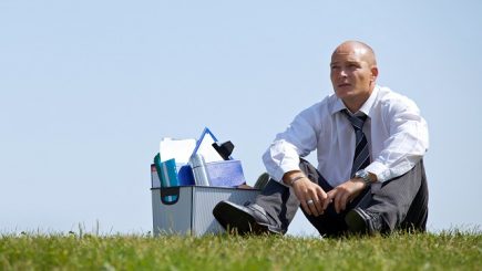 De ce concedierea doare. Motivul pentru care renunțarea la un loc de muncă este adesea o ruptură