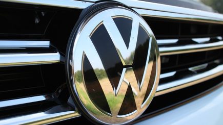 Volkswagen va desființa 30.000 de locuri de muncă până în 2021