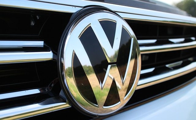 Volkswagen va desființa 30.000 de locuri de muncă până în 2021