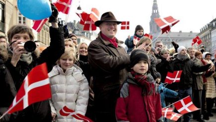 Danezii sunt mai bogaţi ca niciodată. Au mai mult cash decât pot folosi
