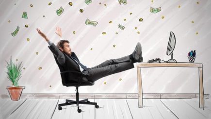 Se accentuează competiţia pentru atragerea angajaţilor