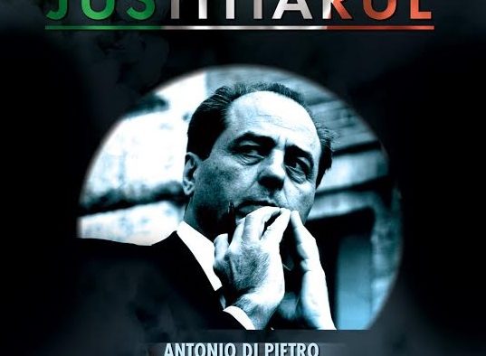 Justițiarul italian Antonio Di Pietro vine la București