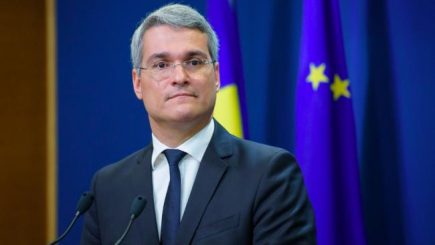 Pensiile se majorează de la 1 ianuarie, salariile bugetarilor la nivelul din 2016