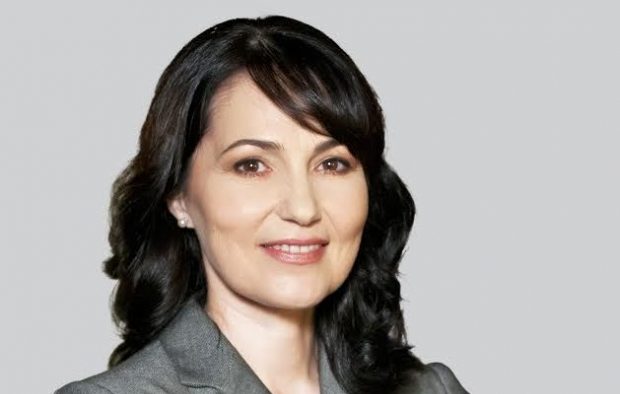 De la curaj, la atitudine: Provocările unei femei lider în România