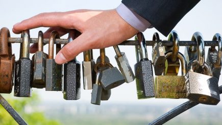 Cât ar pierde economia românească dacă firmele britanice ar pune lacătul pe uşă