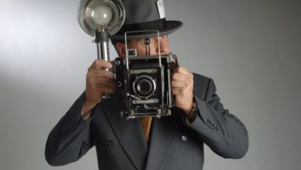 Cursuri gratuite pentru fotoreporteri şi operatori imagine