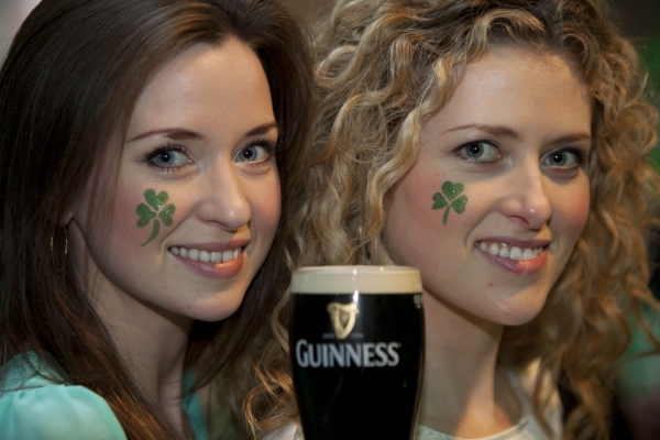 Guinness celebrează St Patrick’s Day în puburile din întreaga ţară