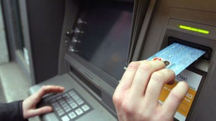 Comisionul de interogare a soldului este imoral. Cine spune asta