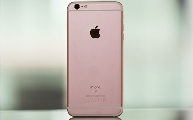 Apple reduce producţia pentru noile telefoane lansate în toamnă