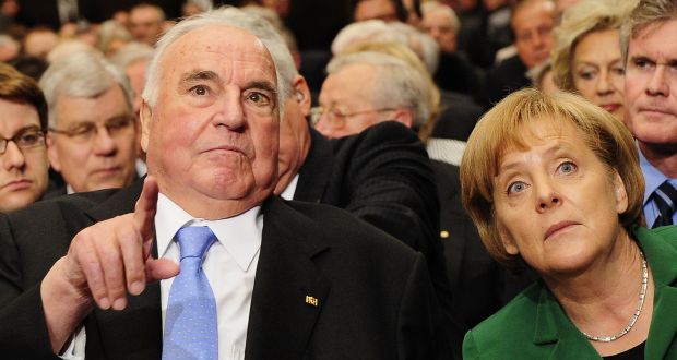 Helmut Kohl, mentorul Angelei Merkel, și-a încheiat socotelile cu viața