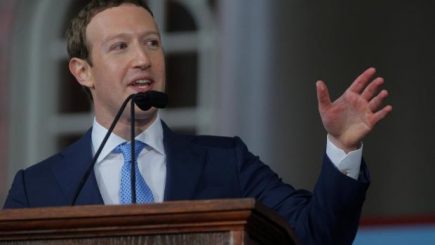 Fondatorul Facebook pledează pentru venitul universal: „Oameni ca mine ar trebui să suporte aceste costuri“