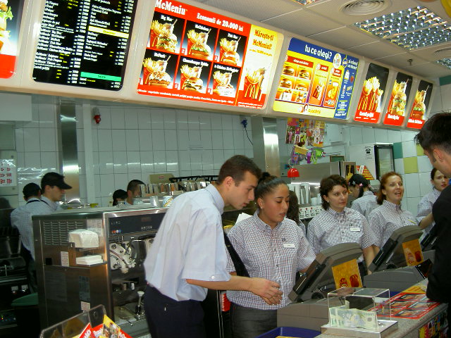Compania McDonald’s figurează pe locul 15 în topul celor mai mari angajatori globali