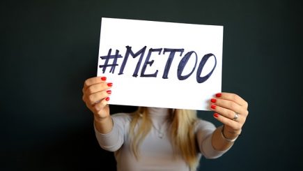 #MeToo: Mentalitatea colectivă trebuie să se schimbe, dar e nevoie de solidaritate