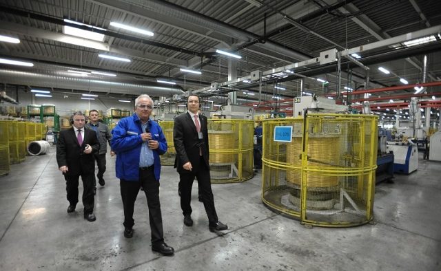 140 de noi locuri de muncă la fabrica de cord metalic din Zalău