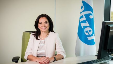 Pfizer lasă frâiele afacerii din România pe mâna directorului de HR