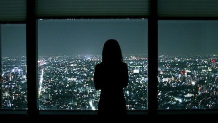 Clienții „nocturni” și pasiunile lor neștiute: Ce cumpără românii după miezul nopții?