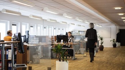 Parlamentul European a adoptat o normă care afectează multinaţionalele