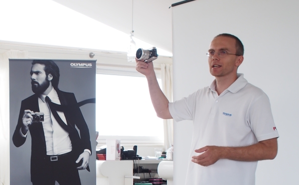 Olympus lansează camera foto PEN E-P5 în România