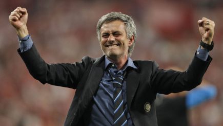 Povestea lui Jose Mourinho – de la fotbalistul submediocru la cel mai carismatic lider din sportul mondial