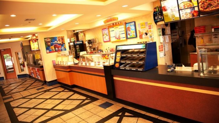 KFC și Pizza Hut angajează peste 70 de persoane pentru noile restaurante din ParkLake