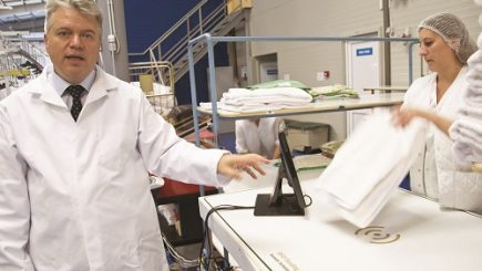 Prima spălătorie inteligentă cu instrumente create de ingineri români