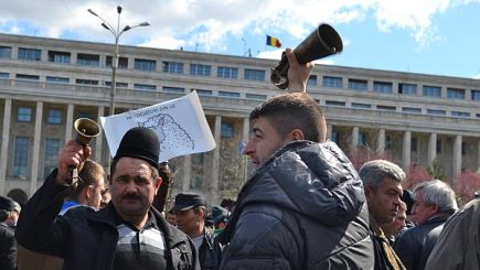 Protestul bate la ușă. Angajați afiliați Agrostar cer salarii mai mari cu 50% de la 1 iulie