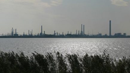 De Sărbători, chinezii de la CEFC își doresc rafinăria de la Năvodari