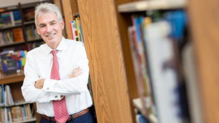 “It is a new vision for the brain!”. Dr. Robert Brindley – omul care școlește viața