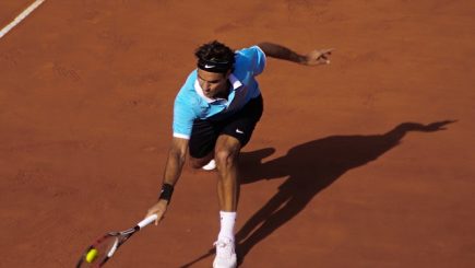 Roger Federer a câştigat 2,2 milioane de lire pentru victoria în finala de la Wimbledon. Dar cât au primit copiii de mingi?