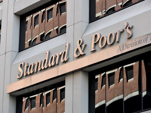 S&P a reconfirmat ratingul României la 