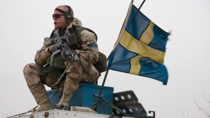 De ce are nevoie armata suedeză de bani