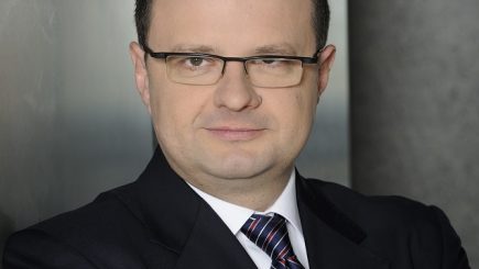 Tomasz Dąbrowski este reales CEO al Dentons Europe