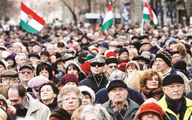 Granturi și credite cu dobânzi reduse pentru etnicii maghiari din afara Ungariei