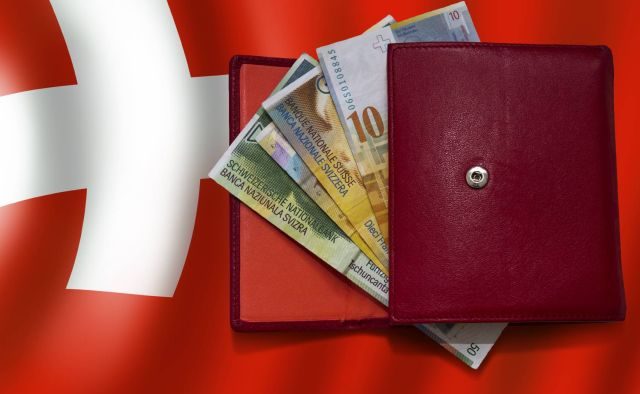 Elveţienii au respins venitul minim de bază