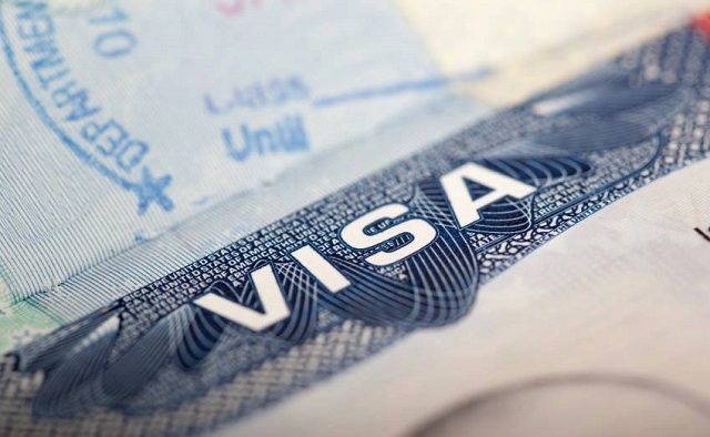 Ambasada SUA va acorda vize chiar dacă nu există fonduri alocate pentru desfăşurarea activităţii